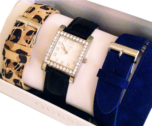 GUESS hodinky Mod. W0158L1_SET SPECIAL PACK W0158L1 + 2 STRAPS 28mm WR : 50mt